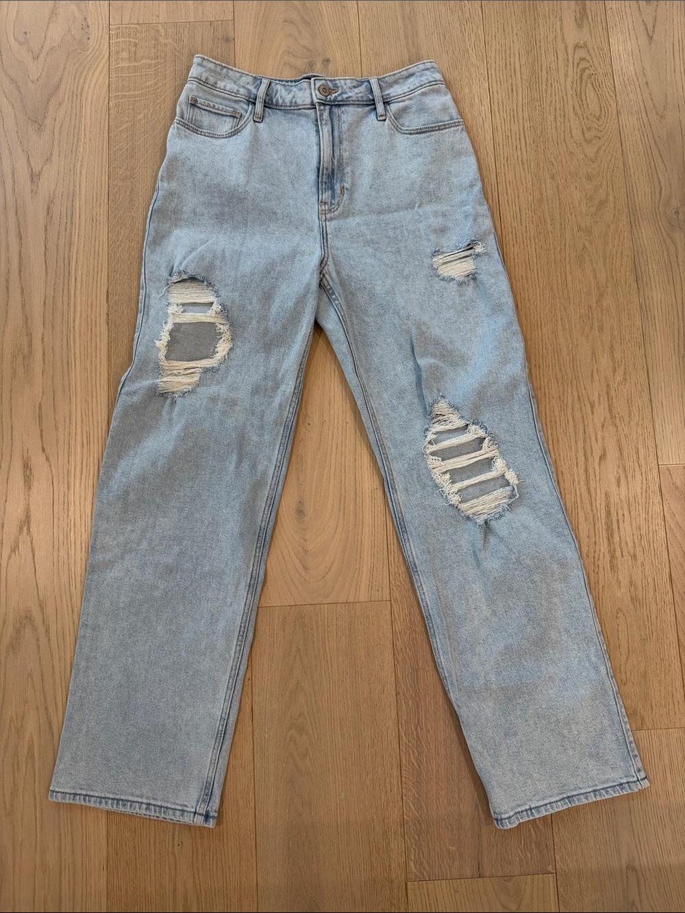 Hollister Light Wash Ultra High-Rise Dad Jeans Size 29 X 32